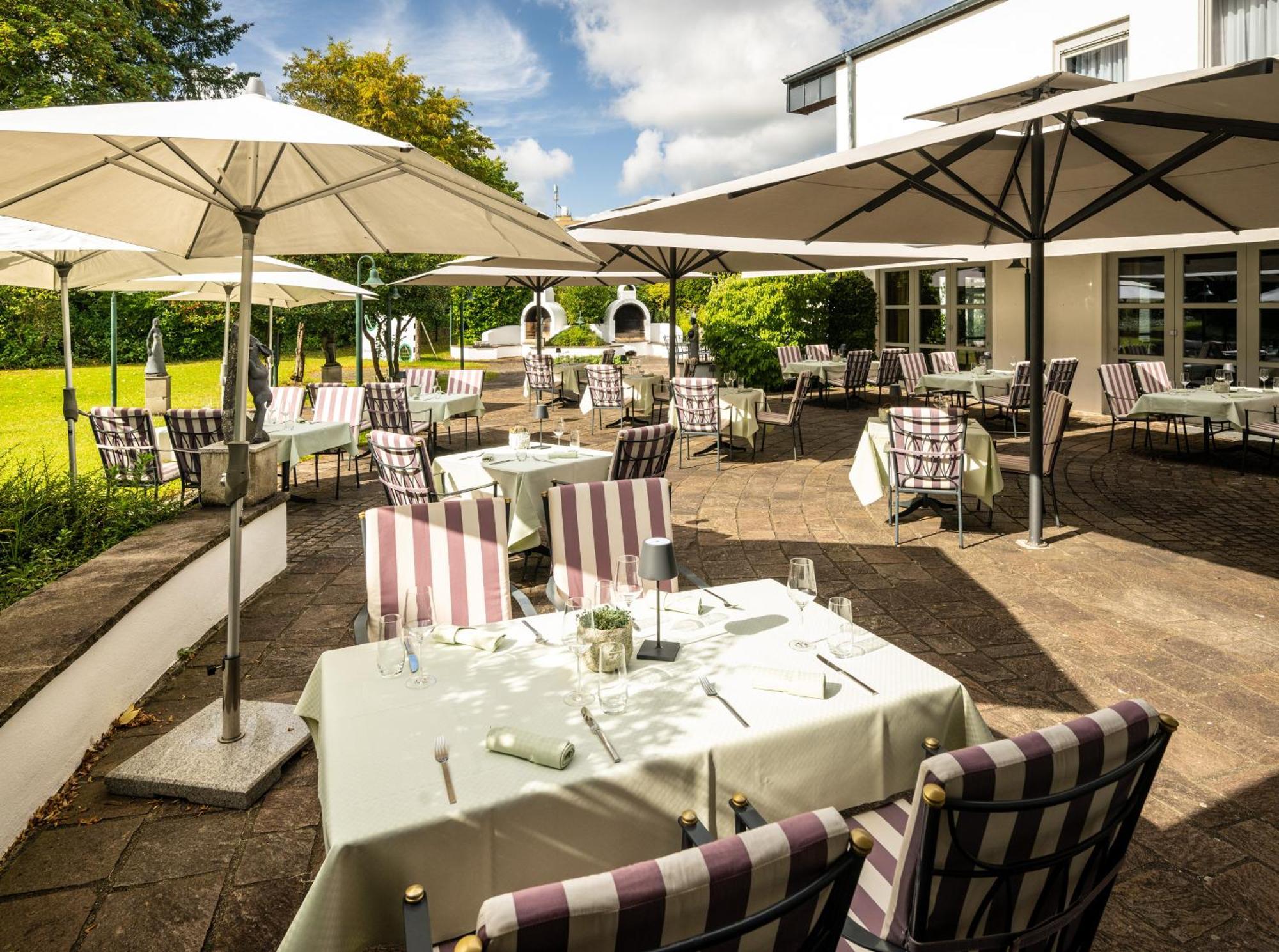 Hotel HerzogsPark Herzogenaurach Exterior foto